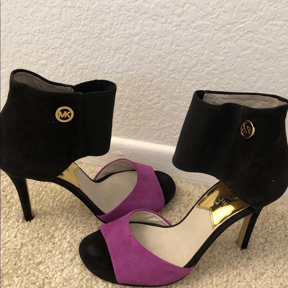 MKMichael Kors Boutique Stiletto Booties BlackW/ Fuchsia Suede Like New Size5.5